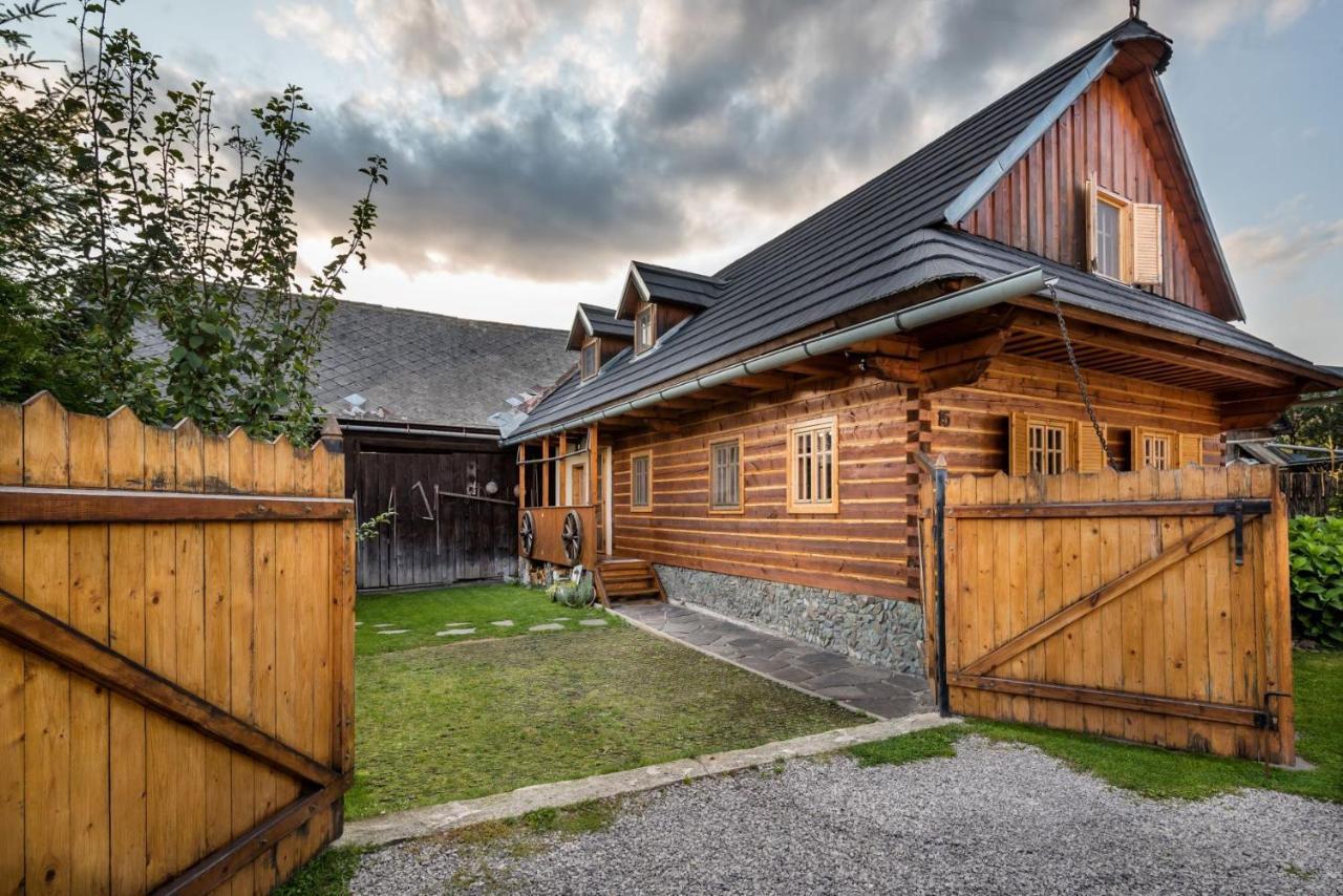 Drevenica Polomka, 5 Min Peso Restauracia, Ticha Ulica, Potok Brezno Exterior foto