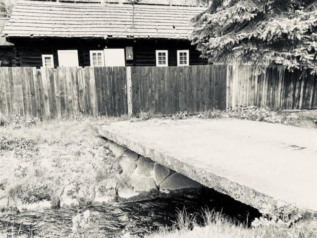 Drevenica Polomka, 5 Min Peso Restauracia, Ticha Ulica, Potok Brezno Exterior foto